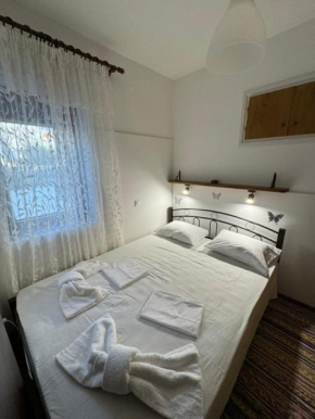 Miltos Apartments